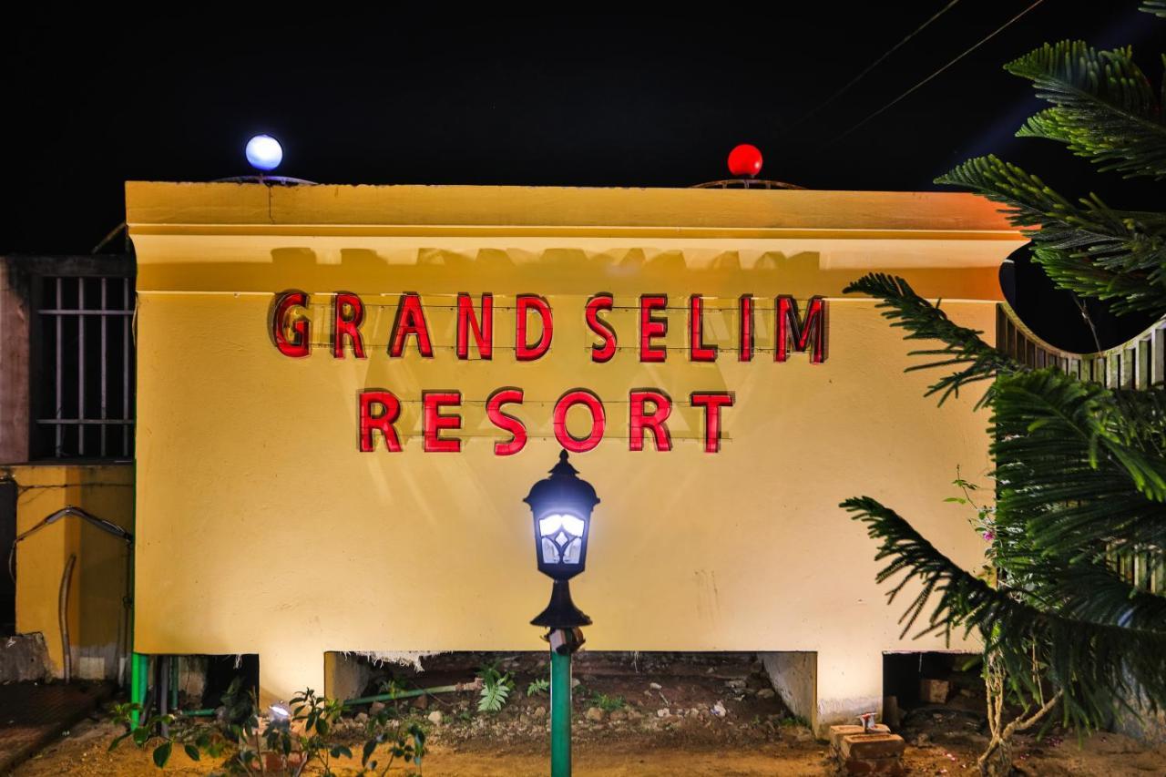 Grand Selim Resort & Tour - Gsrt Sreemangal Exterior photo