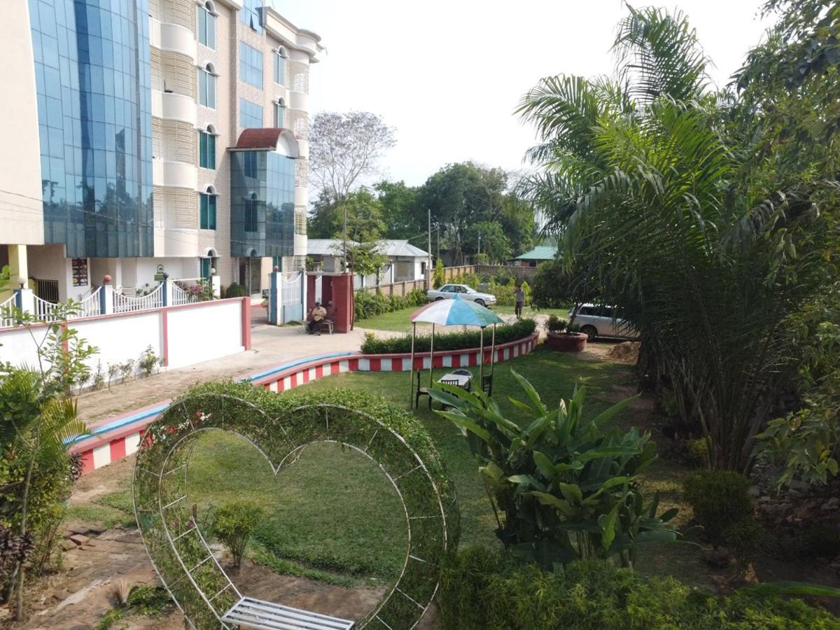 Grand Selim Resort & Tour - Gsrt Sreemangal Exterior photo